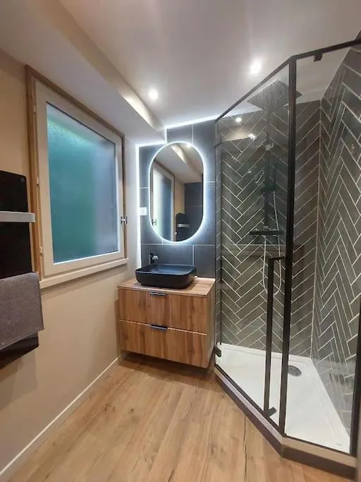 Superbe Studio A 2 Pas Du Centre Le Bourg-d'Oisans 0*,  France